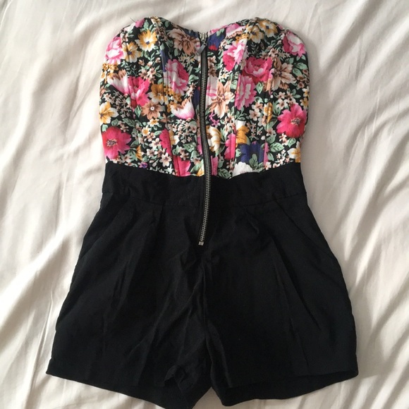 romper - Picture 1 of 1